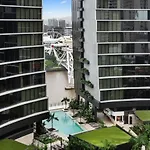 Luxurious 2Br Apt W River View